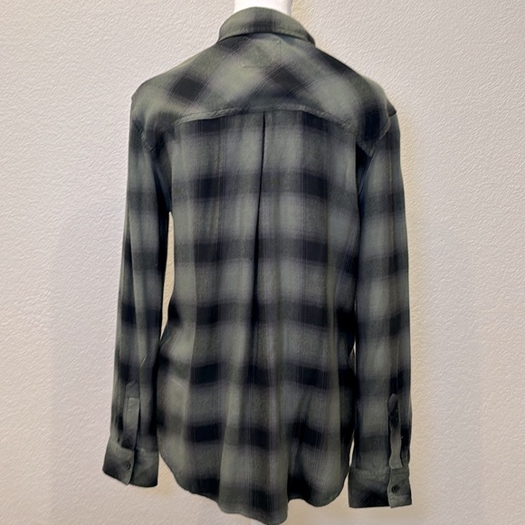 Rails Women’s Black and Green Long Sleeve Button Down Flannel Shirt Size XS - Picture 4 of 6